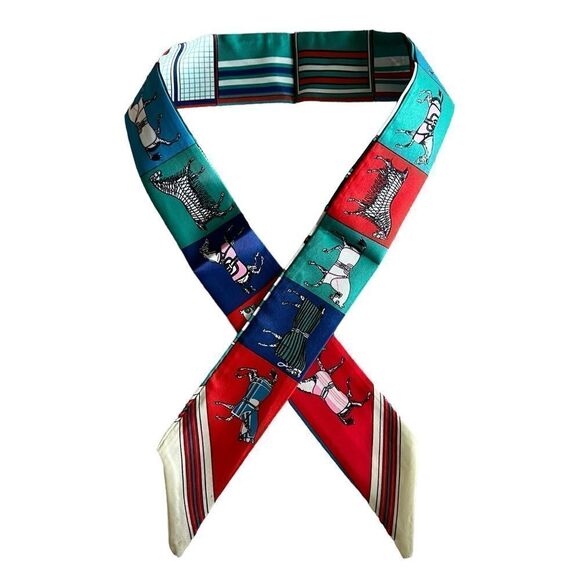 Hermes Couvertures Nouvelles Silk Twilly Scarf, New - Picture 2 of 2